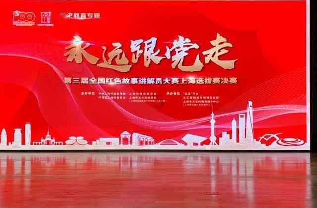 刘涛刚出道时的照片,长成这般模样,和现在相比简直判若两人
