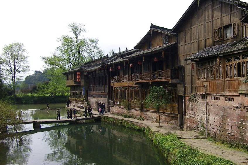 李隆基先是连杀三子,后来又强占媳妇,究竟是怎样的遭遇呢?为什么这么疯